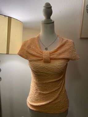 Textured Peach Short Sleeve Top with Draped Collar